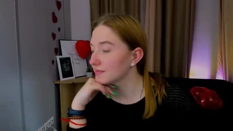 Little Di online show from 02/26/25, 05:28