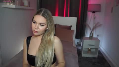 Snapshot of daisyeverly chatting on 02/04/26, 03:51 Daisy online show from 02/04/26, 03:51