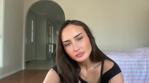 Snapshot of daisyfayer chatting on 04/13/26, 11:32 Daisy online show from 04/13/26, 11:32