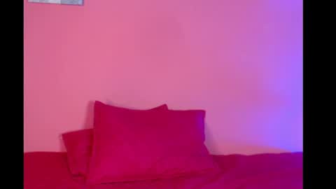 Snapshot of daisytaylor_ chatting on 02/18/25, 02:05 Daisy online show from 02/18/25, 02:05