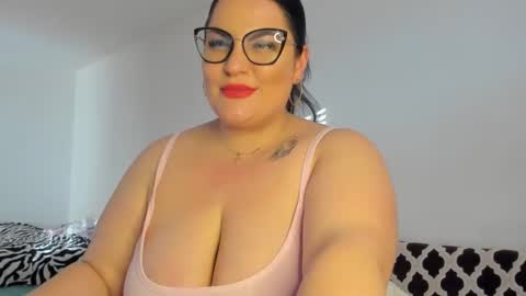 Snapshot of daisywalker chatting on 03/08/25, 02:51 Margaret online show from 03/08/25, 02:51