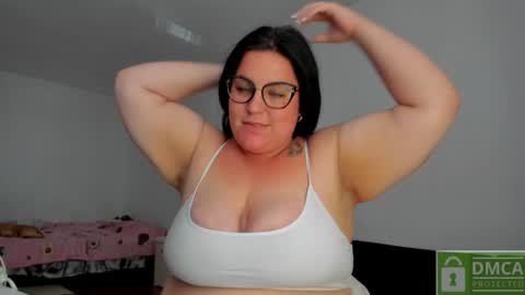 Snapshot of daisywalker chatting on 09/19/25, 12:06 Margaret online show from 09/19/25, 12:06