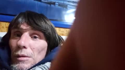 Snapshot of daiwants2fku chatting on 09/23/25, 09:07 dave online show from 09/23/25, 09:07