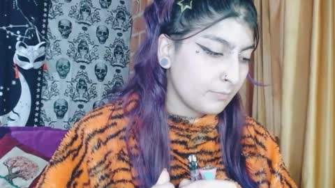    --  -- help me reach 100 hands up  online show from 02/21/25, 05:46