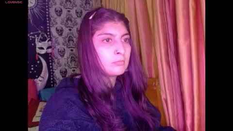    --  -- help me reach 100 hands up  online show from 10/22/25, 02:34