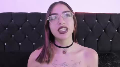 Snapshot of dakitty_moon chatting on 01/20/25, 03:50 dakitty_moon online show from 01/20/25, 03:50