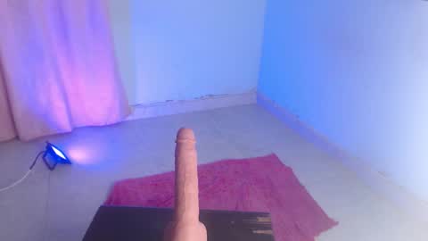 VALENTINA  online show from 10/27/25, 07:56