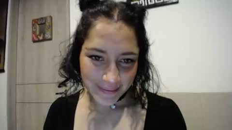 Snapshot of dakota01_ chatting on 12/30/24, 04:42 IG dakotasofiaa online show from 12/30/24, 04:42