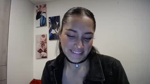 Snapshot of dakota01_ chatting on 02/18/25, 12:59 IG dakotasofiaa online show from 02/18/25, 12:59