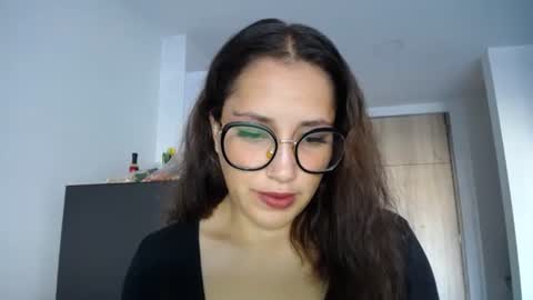 Snapshot of dakota01_ chatting on 11/27/25, 12:18 IG dakotasofiaa online show from 11/27/25, 12:18