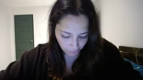 Snapshot of dakota01_ chatting on 04/25/26, 12:35 IG dakotasofiaa online show from 04/25/26, 12:35
