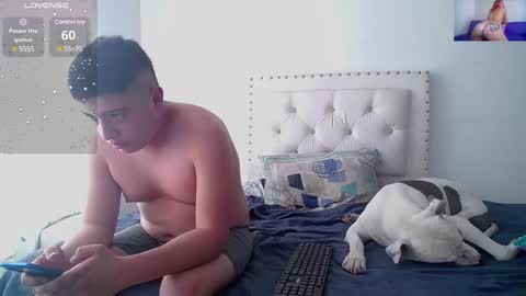 Dakota and Aron online show from 01/21/25, 10:08