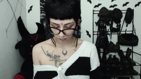 Snapshot of dakota_krall_ chatting on 03/12/26, 01:56 dakota online show from 03/12/26, 01:56