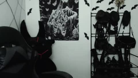 Snapshot of dakota_krall_ chatting on 03/26/26, 02:39 dakota online show from 03/26/26, 02:39