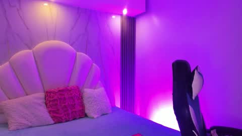 dakota_mars online show from 10/22/25, 12:16