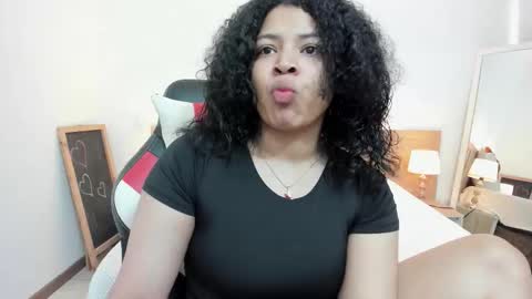 dakota_mars online show from 11/29/25, 08:23