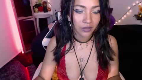 Caroliina online show from 09/12/25, 09:15