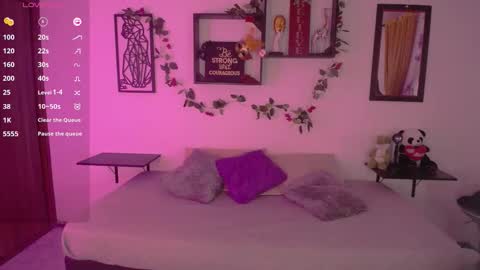 Caroliina online show from 03/17/26, 08:34