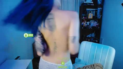 Snapshot of dakota_senju chatting on 12/17/24, 10:54 Maca online show from 12/17/24, 10:54