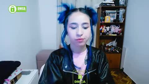 Snapshot of dakota_senju chatting on 01/23/25, 12:14 Maca online show from 01/23/25, 12:14