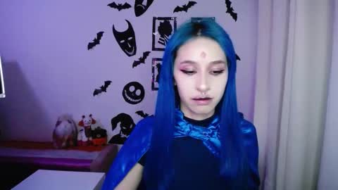 Snapshot of dakota_senju chatting on 10/31/25, 10:22 Maca online show from 10/31/25, 10:22