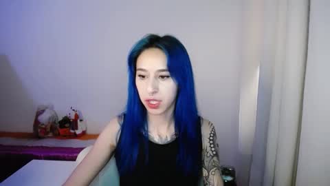 Snapshot of dakota_senju chatting on 11/26/25, 10:00 Maca online show from 11/26/25, 10:00