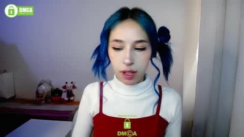 Snapshot of dakota_senju chatting on 12/18/25, 02:01 Maca online show from 12/18/25, 02:01