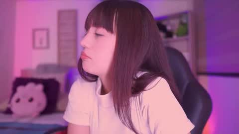 Snapshot of dakotaa_01 chatting on 01/19/26, 04:22 dakotaa online show from 01/19/26, 04:22