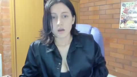 Snapshot of dakotaa_aa chatting on 03/10/25, 10:55 The girl of your dreams o online show from 03/10/25, 10:55