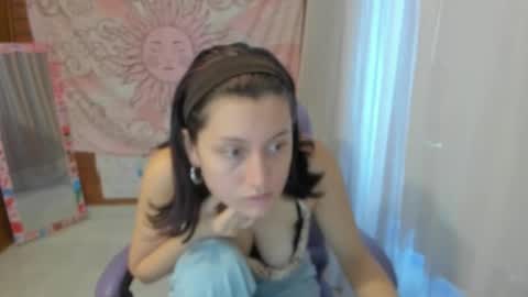 Snapshot of dakotaa_aa chatting on 09/10/25, 07:47 The girl of your dreams o online show from 09/10/25, 07:47