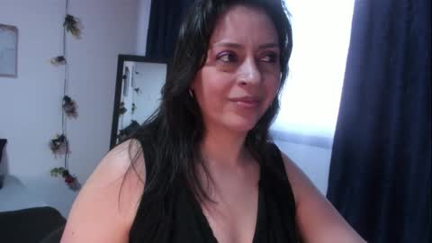 Snapshot of dakotaagray chatting on 01/12/26, 12:43 Dakotaagray online show from 01/12/26, 12:43