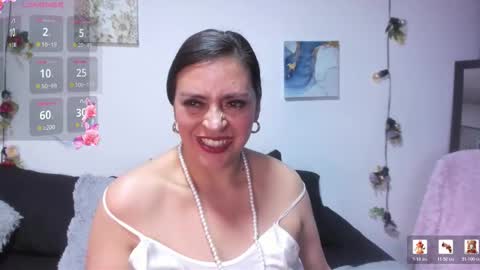 Snapshot of dakotaagray chatting on 03/17/26, 12:48 Dakotaagray online show from 03/17/26, 12:48