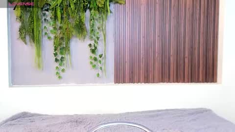 Dakota Ferreti online show from 10/14/25, 08:20