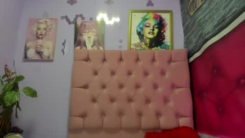 Mariana online show from 10/18/25, 09:15