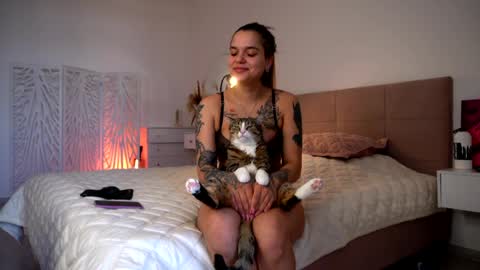 Snapshot of dakotasi chatting on 04/04/26, 08:01 Dasha online show from 04/04/26, 08:01