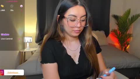 Snapshot of dakottaa__ chatting on 04/13/26, 11:43 dakottaa__ online show from 04/13/26, 11:43