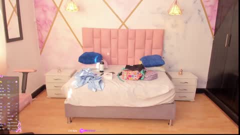 Liz online show from 01/22/25, 12:17