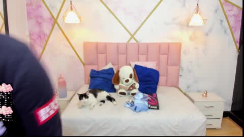 Liz online show from 01/24/25, 11:26