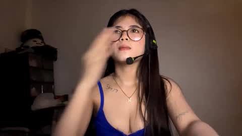 Snapshot of dalegilly chatting on 02/27/26, 04:45 Isabella online show from 02/27/26, 04:45