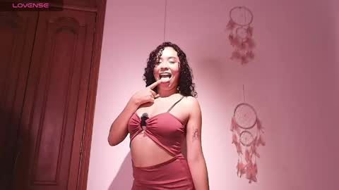 Snapshot of dalhila chatting on 04/16/26, 12:22 D A L H I L A online show from 04/16/26, 12:22