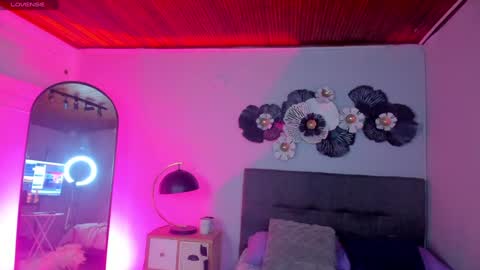 Snapshot of dalia_garrett chatting on 01/26/25, 01:20 Dalia online show from 01/26/25, 01:20