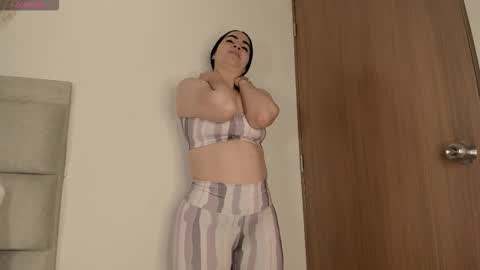 Snapshot of dalia_hart chatting on 03/14/26, 12:10 Dalia Hart online show from 03/14/26, 12:10