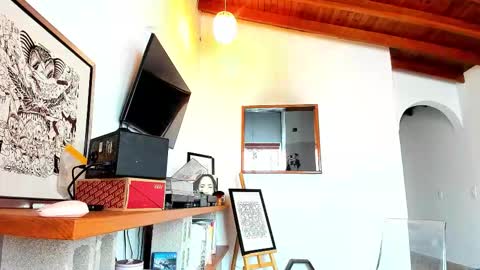 Almendra online show from 02/21/26, 08:10