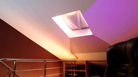 Dalia  online show from 12/20/24, 10:27