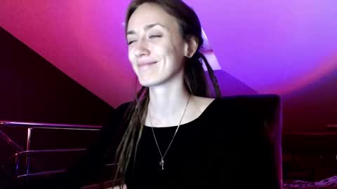 Dalia  online show from 01/17/25, 10:11