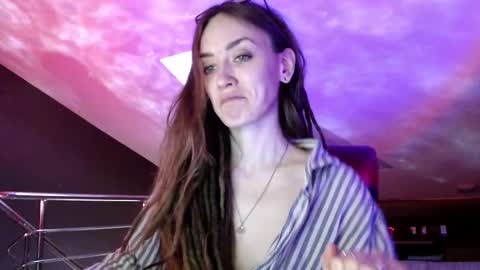 Dalia  online show from 02/24/25, 10:15