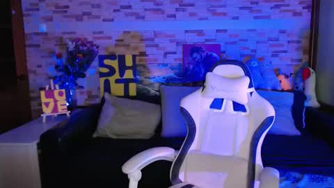 Dalia  online show from 12/01/25, 10:42