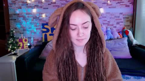 Dalia  online show from 12/05/25, 09:51