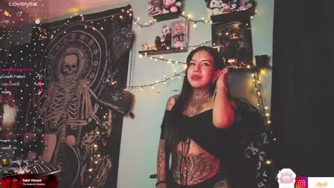 dalia_vorhees online show from 12/14/24, 07:07