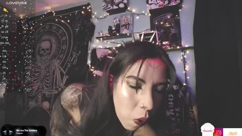 dalia_vorhees online show from 01/07/25, 03:35